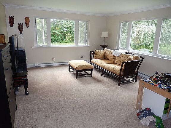 5th image of 13721 Sherwood Ave