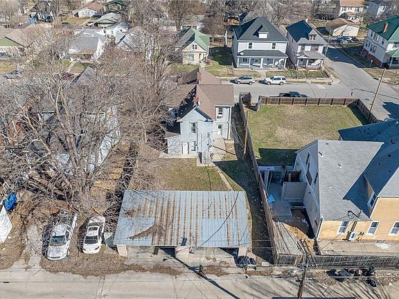 3rd image of 2522 Olive St