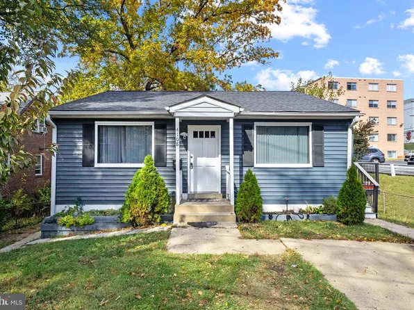 4108 Oglethorpe St, Hyattsville, MD 20782
