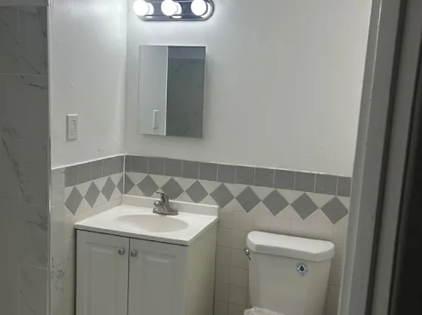 673 Long Ln APT B, Upper Darby, PA 19082
