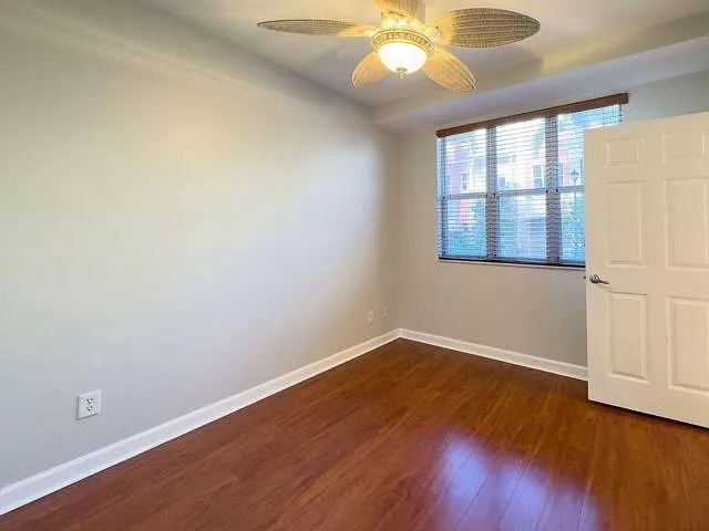 3 bed, 3.5 bath, $3,500 — Photo 3