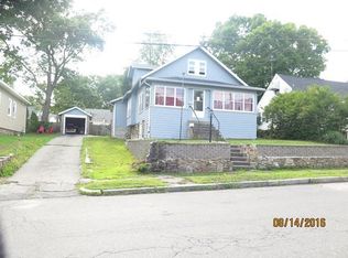 80 Eureka St, Worcester, MA 01603