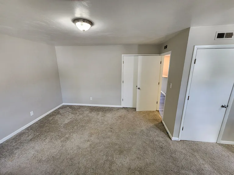 325 Ashlawn Dr #6 — Photo 18
