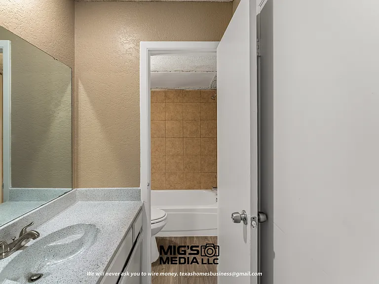 1809 San Rafael St #1809 — Photo 8