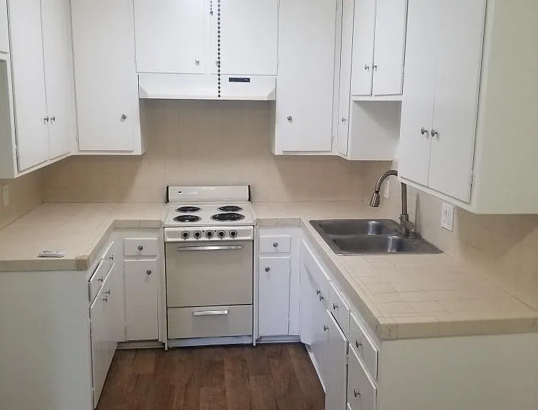 7322 Newlin Ave #F — Photo 5