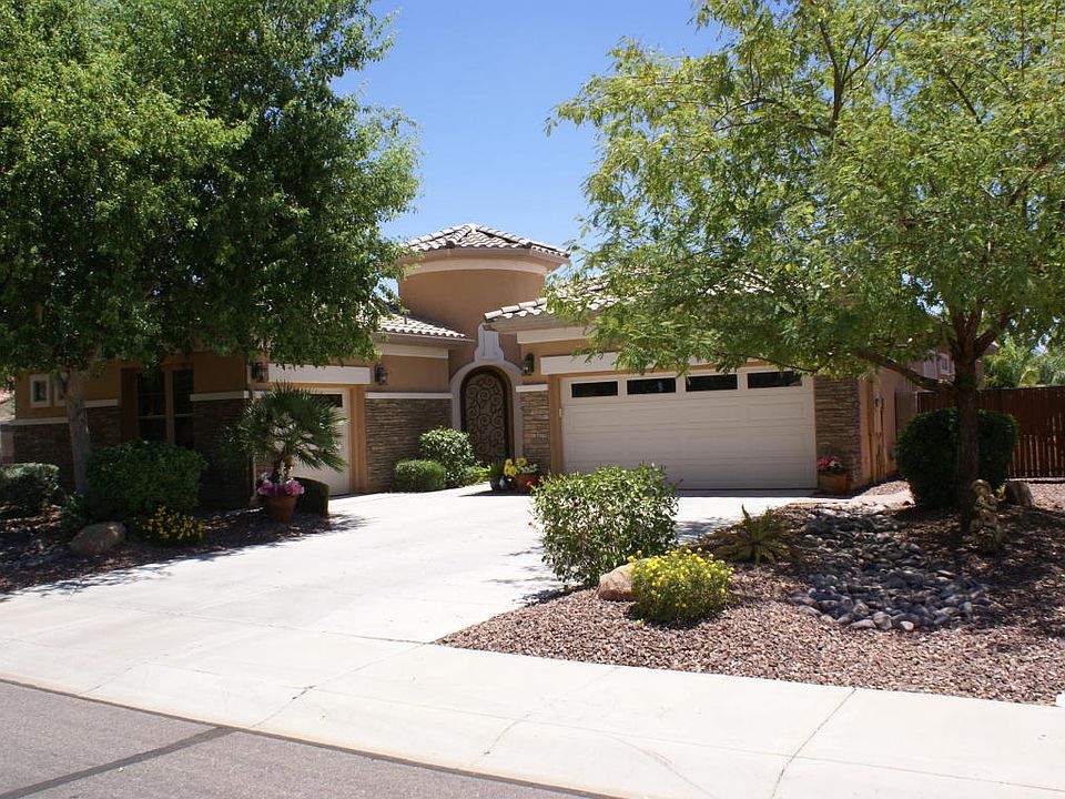 2nd image of 10851 E Renata Cir