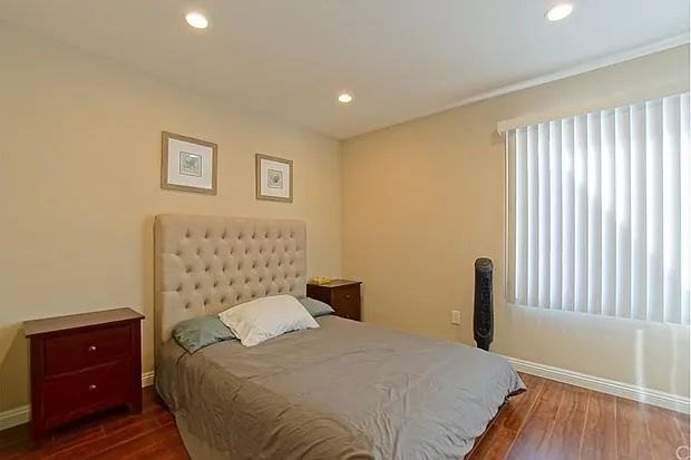 Charloma Dr