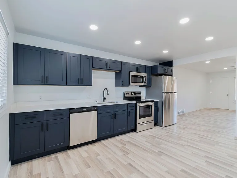 2638-2642 S 800 E — Photo 17