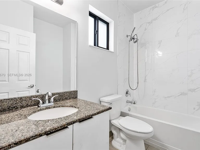 4390 E 10th Ave #4390 — Photo 27