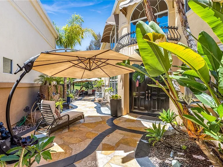 28060 Paseo Hacienda — Photo 2