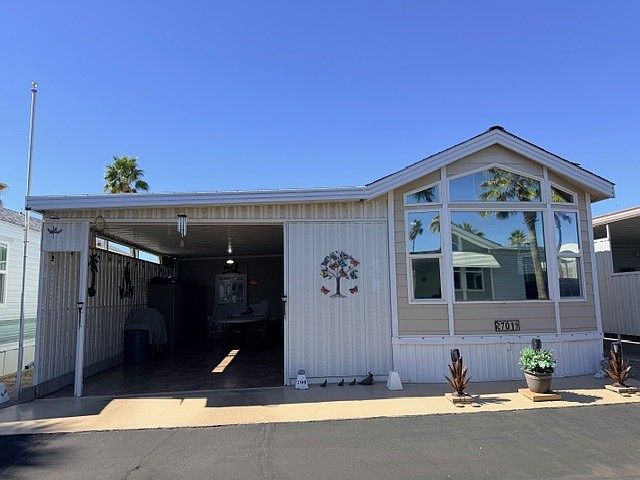 1st image of 400 N Plaza Dr #701