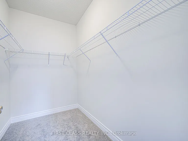 8 Nigh Dr — Photo 40