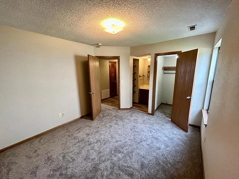 1028 NE Lindsay Ave #D — Photo 5
