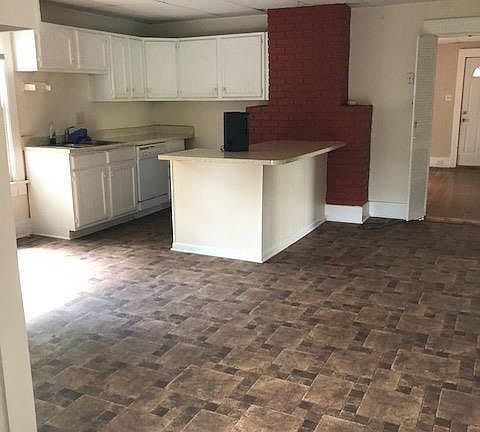 3rd image of 2719 Jersey Ave