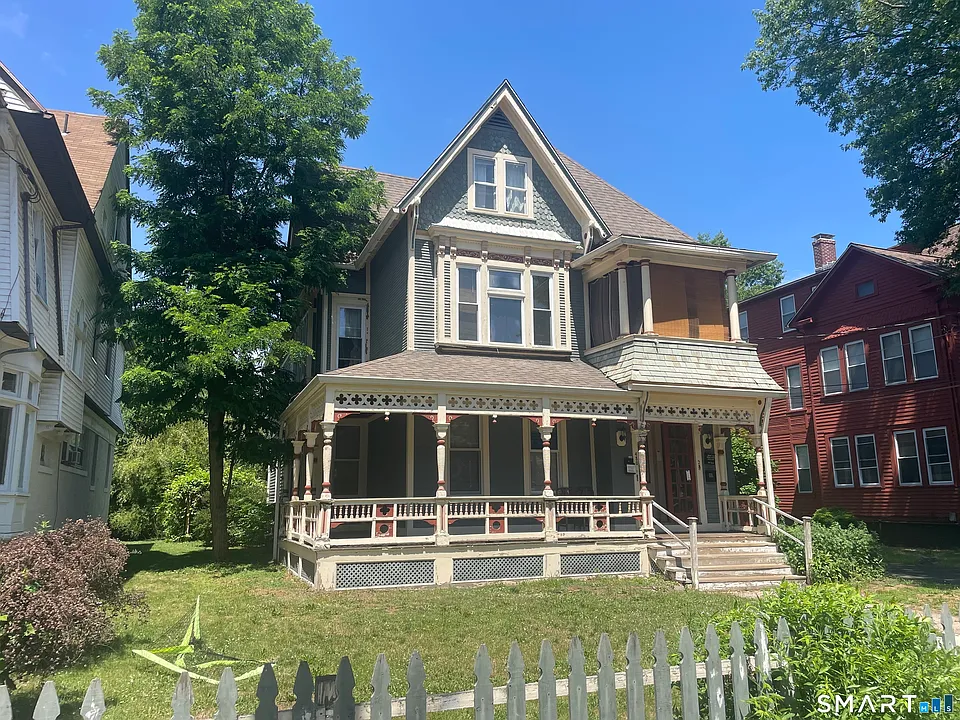 480 Winthrop Ave