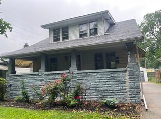 880 W Olive St, Decatur, IL 62526