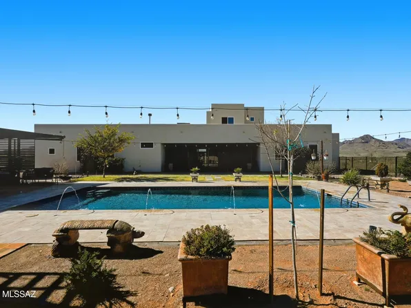 71 Yoga Ct, Rio Rico, AZ 85648