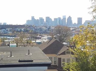 103 Bellingham St, Chelsea, MA 02150