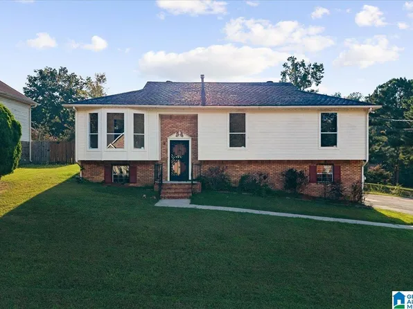 9577 Eastpointe Cir, Birmingham, AL 35217