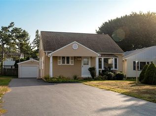 31 Rudman Rd, Rochester, NY 14622