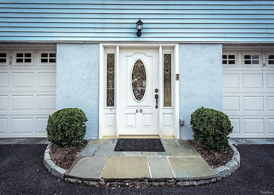 1st image of 48 Pocantico St