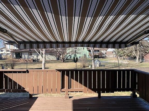 3rd image of 1022 Meyer Blvd