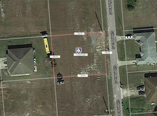 1108/1110 Gilbert Ave S, Lehigh Acres, FL 33973