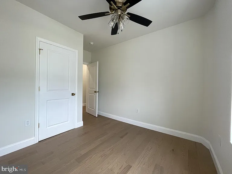 2101 S Hicks St — Photo 10