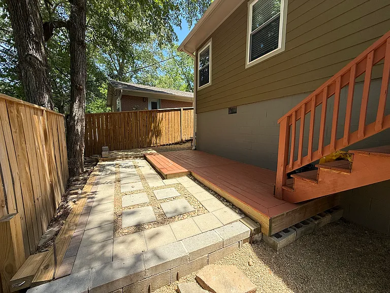 16 Woodstock Ln — Photo 22