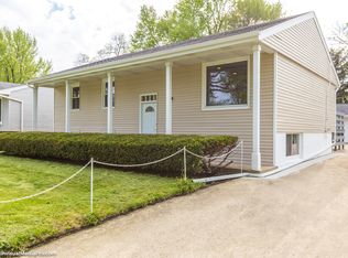 34 Willow Trl, Wheeling, IL 60090