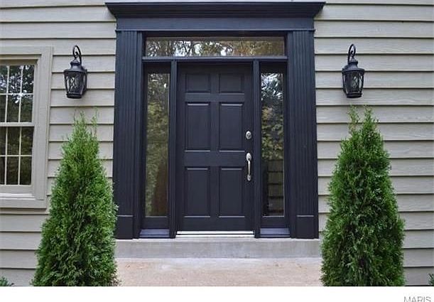 Front Entryway