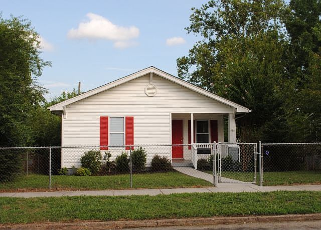 316 E Springdale
