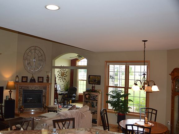 4th image of 3319 N Stone Creek Cir
