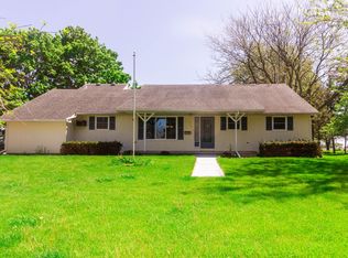 310 W Erickson Gate, Lee, IL 60530