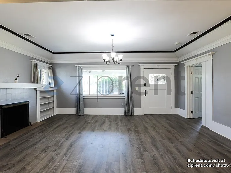 5001 S Budlong Ave — Photo 8