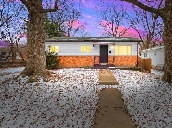 10364 Baron Dr, Saint Louis, MO 63136