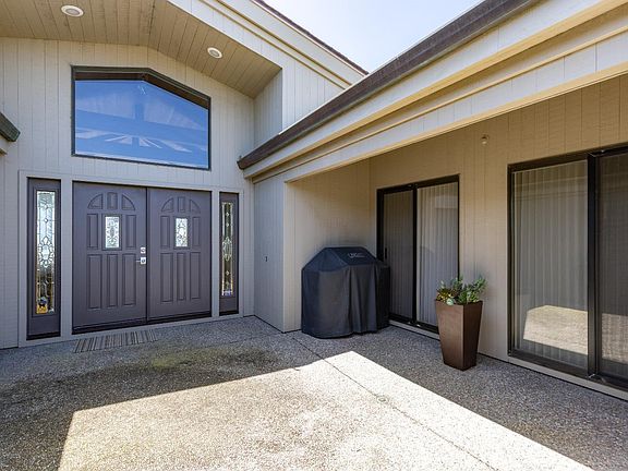 2nd image of 21113 Hummingbird Court