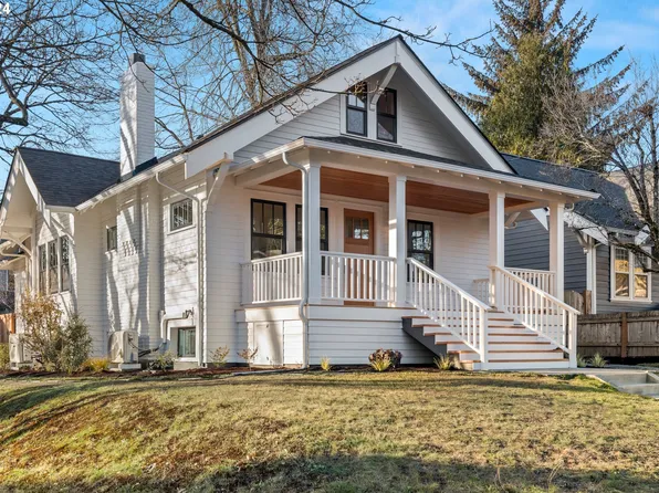 2705 NE Cesar E Chavez Blvd, Portland, OR 97212