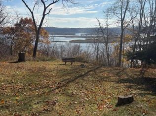 4793 Steiger Lane, Potosi, WI 53820