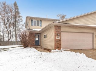 4642 Ridge Ct, Manitowoc, WI 54220
