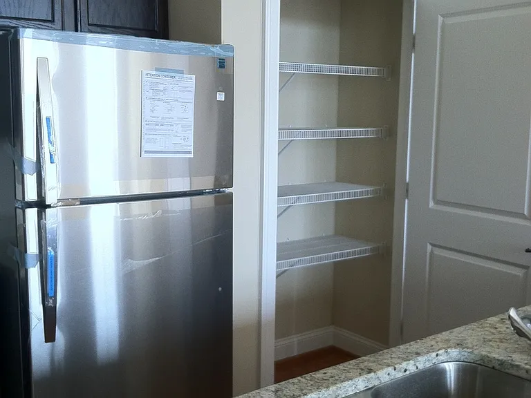 922 Main St — Photo 30
