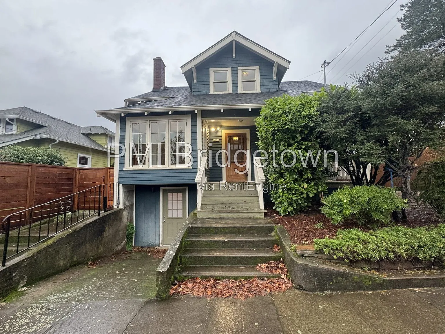 3 bed, 2.5 bath, 2550 sqft, $3,495 — Photo 1