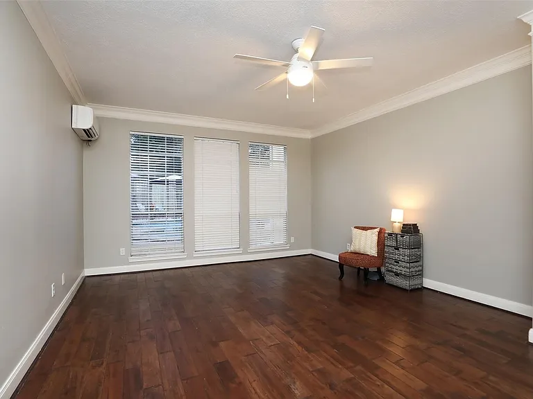 7906 Tizerton Ct — Photo 27