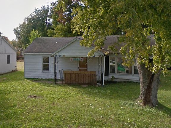 3rd image of 713 Burrell St