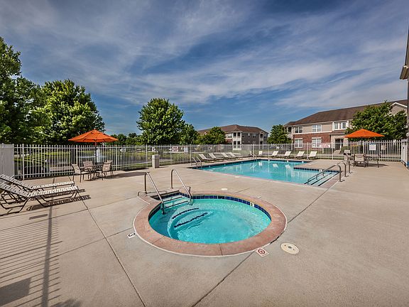 3rd image of 5475 Winding River Rd #13-17750A