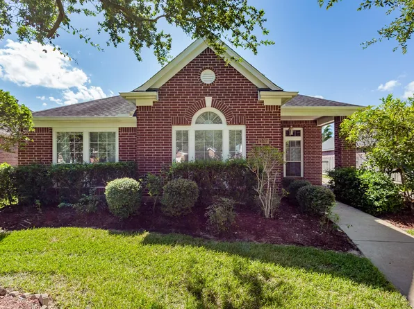 21915 Rivergate Ct, Richmond, TX 77469