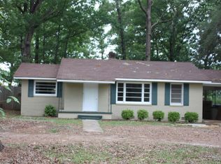 54 Iris Dr, Lagrange, GA 30241