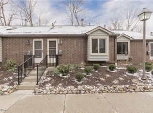 6845 W Fitzwater Rd #60, Brecksville, OH 44141