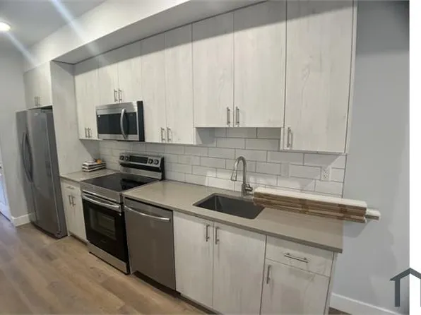 3215 N 13th St, Philadelphia, PA