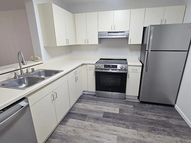 Evia Apartments — Photo 55